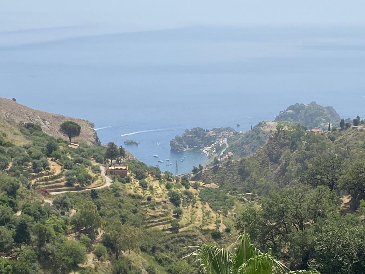 Mi 'Ffaciu E Mi Ricriu Casa Vacanze Castelmola Buitenkant foto