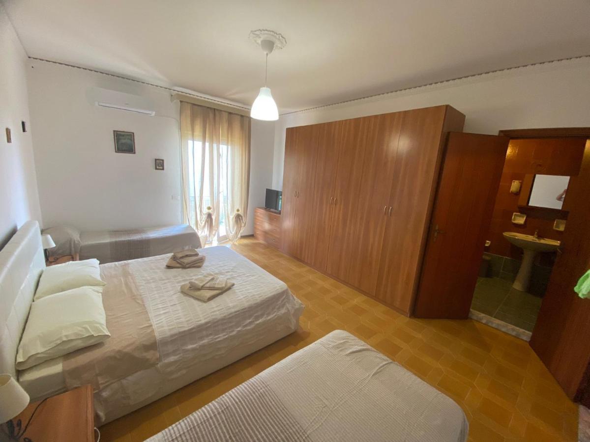 Mi 'Ffaciu E Mi Ricriu Casa Vacanze Castelmola Buitenkant foto